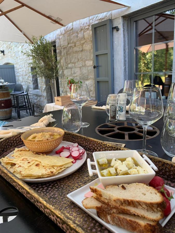 L'Aubergesves Extérieur photo